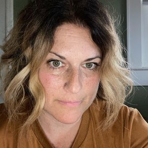 Meet your Posher, Shannon